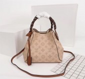 ルイヴィトン 人気 LOUISVUITTON モノグラム　通販 ＆送料込 M95938