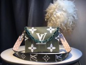 ルイヴィトン 人気 LOUISVUITTON モノグラム　通販 ＆送料込 LV092