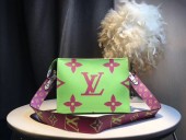 ルイヴィトン 人気 LOUISVUITTON モノグラム　通販 ＆送料込 LV096