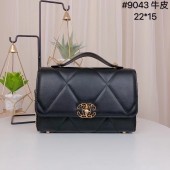 シャネル バッグ 人気 新作＆送料込(CHANEL)9043