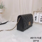 シャネル バッグ 人気 新作＆送料込(CHANEL)8170