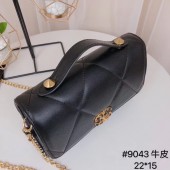 シャネル バッグ 人気 新作＆送料込(CHANEL)9043