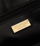 シャネル バッグ 人気 新作＆送料込(CHANEL)3023
