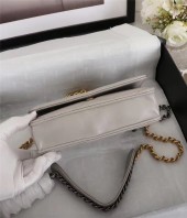 シャネル バッグ 人気 新作＆送料込(CHANEL)3017