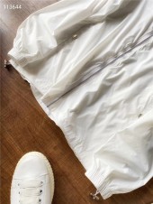バーバリー 日よけする衣服 新作 新品同様超美品 通販＆送料込bur113644