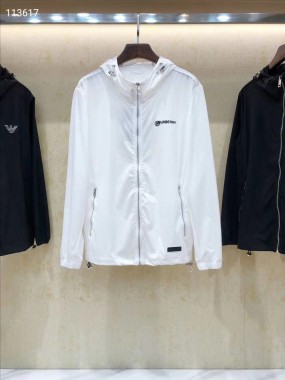 BURBERRYBRIT 新作 新品同様超美品 通販＆送料込Bur113617