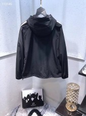 グッチ 新作 新品同様超美品 通販＆送料込 YF001