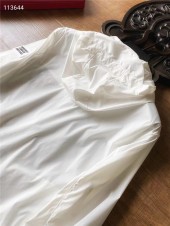 バーバリー 日よけする衣服 新作 新品同様超美品 通販＆送料込bur113644