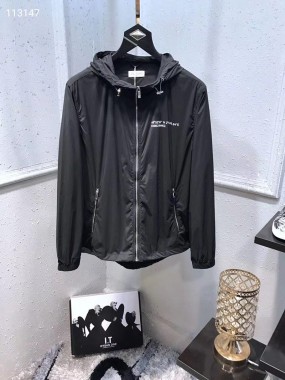 VALENTINO 新作 新品同様超美品 通販＆送料込 VALENTINO001