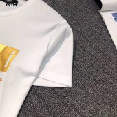 FENDI Tシャツ 新作 新品同様超美品 通販＆送料込FDTX003
