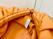 ボッテガ ヴェネタ 新作＆送料込 財布 BV3022