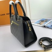 ルイヴィトン バッグ 新作 人気 新品 通販＆送料込 M44826