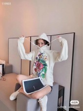 グッチ 新作 新品同様超美品 通販＆送料 GUCCIYF010