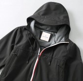 モンクレール 新作 新品同様超美品 通販＆送料 MC007