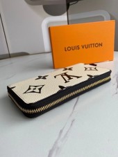 ルイヴィトン 財布 新作 人気 新品 通販＆送料込M69698