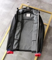 モンクレール 新作 新品同様超美品 通販＆送料 MC013