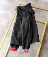 モンクレール 新作 新品同様超美品 通販＆送料 MC013