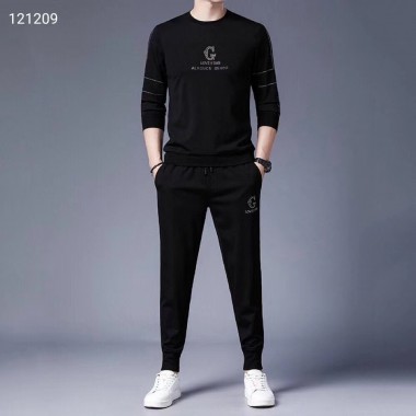 グッチスーツ 新作 新品同様超美品 通販＆送料 GYIF014