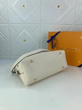 ルイヴィトン バッグ新作 人気 新品 通販＆送料込 M44328