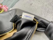 ボッテガ ヴェネタ 新作＆送料込 財布 BV3033