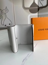ルイヴィトン 財布 新作 人気 新品 通販＆送料込 M67630