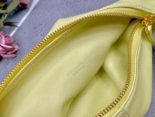 ボッテガ ヴェネタ 新作＆送料込 財布 BV3033
