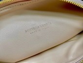 ボッテガ ヴェネタ 新作＆送料込 財布 BV3033