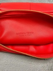 ボッテガ ヴェネタ 新作＆送料込 財布 BV3033