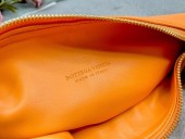 ボッテガ ヴェネタ 新作＆送料込 財布 BV3033