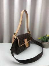 ルイヴィトン バッグ新作 人気 新品 通販＆送料込 LV827