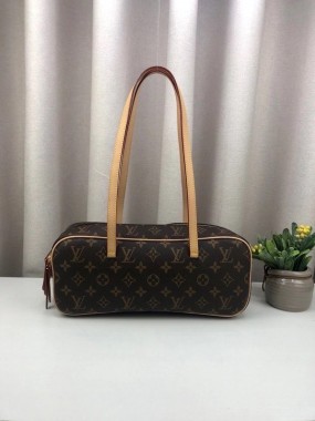 ルイヴィトン バッグ新作 人気 新品 通販＆送料込 LV825
