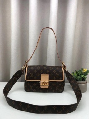 ルイヴィトン バッグ新作 人気 新品 通販＆送料込 LV827
