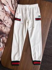 グッチスーツ 新作 新品同様超美品 通販＆送料 GYIF017