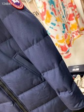 CANADA GOOSE 新作 新品同様超美品 通販＆送料 CG004