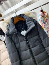 CANADA GOOSE 新作 新品同様超美品 通販＆送料 CG002