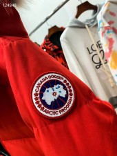 CANADA GOOSE 新作 新品同様超美品 通販＆送料 CG005
