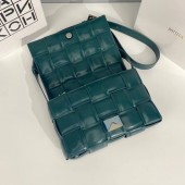 ボッテガ ヴェネタ 新作＆送料込 財布 BV8819