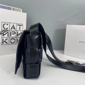 ボッテガ ヴェネタ 新作＆送料込 財布 BV8819