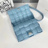 ボッテガ ヴェネタ 新作＆送料込 財布 BV8819
