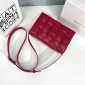 ボッテガ ヴェネタ 新作＆送料込 財布 BV8819