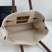 プラダ バッグ 人気 新作＆送料込 新入荷 PR8047