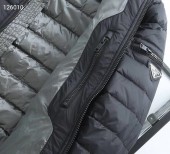 プラダ ダウンジャケット 新作 新品同様超美品 通販＆送料 PRADA024