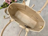 ボッテガ ヴェネタ 新作＆送料込 財布 BV6001