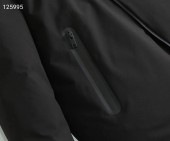 プラダ ダウンジャケット 新作 新品同様超美品 通販＆送料 PRADA027