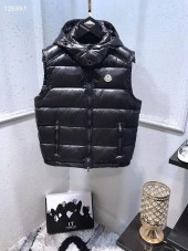 モンクレール ダウンベスト 新作 新品同様超美品 通販＆送料 MC095