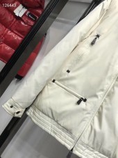 モンクレール ダウンジャケット 新作 新品同様超美品 通販＆送料 MC0110