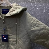 ルイヴィトン  新作 新品同様超美品 通販＆送料 LVTX0086