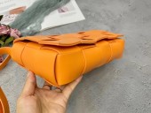 ボッテガ ヴェネタ 新作＆送料込 財布 BV3030