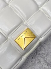 ボッテガ ヴェネタ 新作＆送料込 財布 BV3031