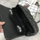 シャネル バッグ 人気 新作＆送料込(CHANEL)5893